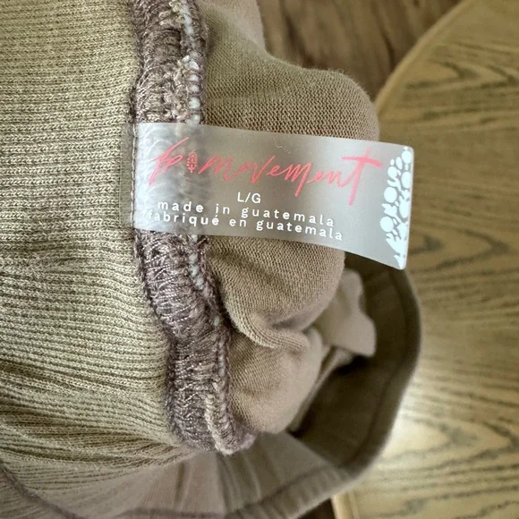 Free People Movement hot shot pants - Picture 4 of 5